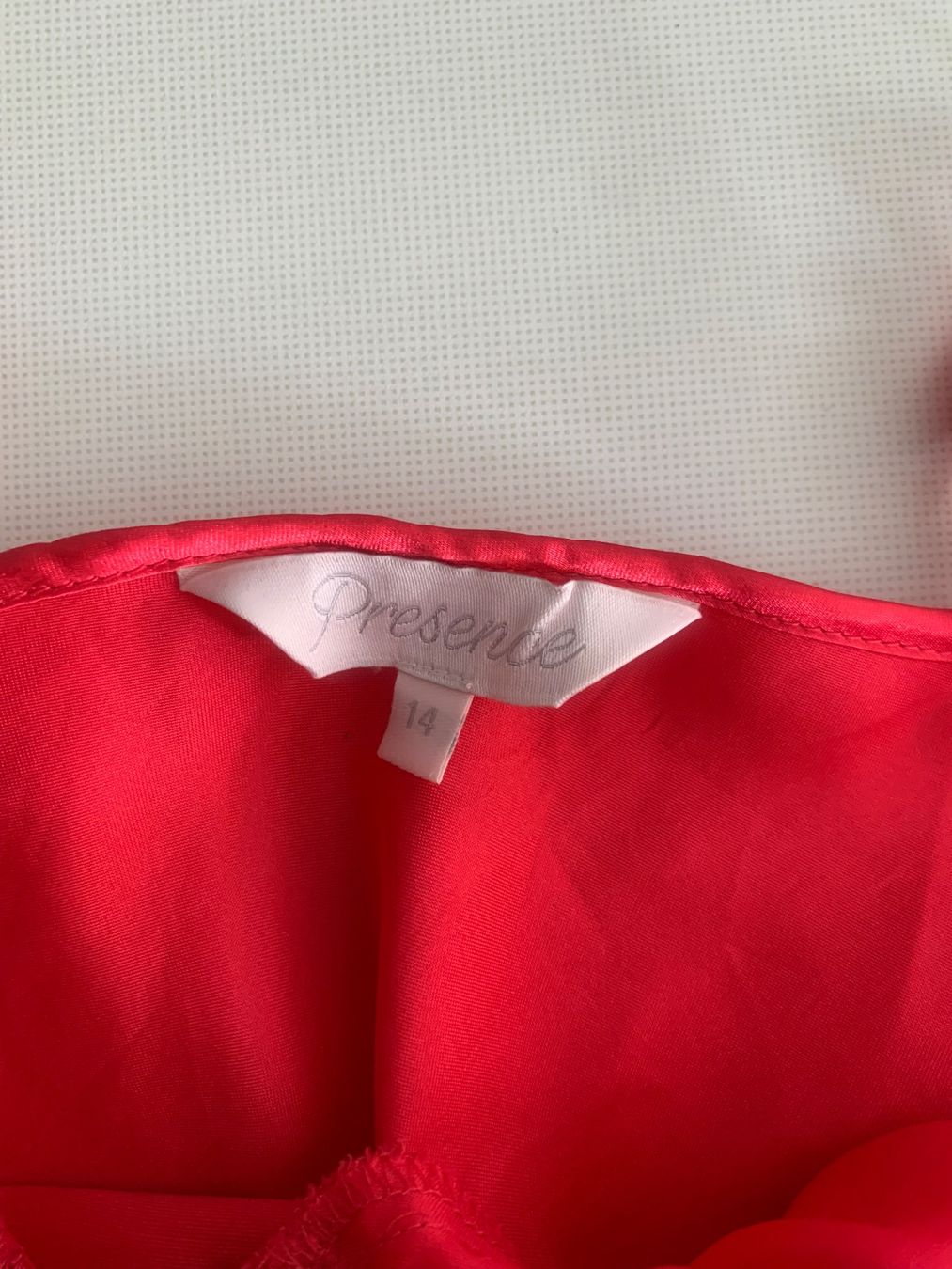 Altra biancheria intima: Negligé rosa mit Spitze Satin, Grösse 42 – Usato da Rosshäusern venduto da MiJoDoOl 3