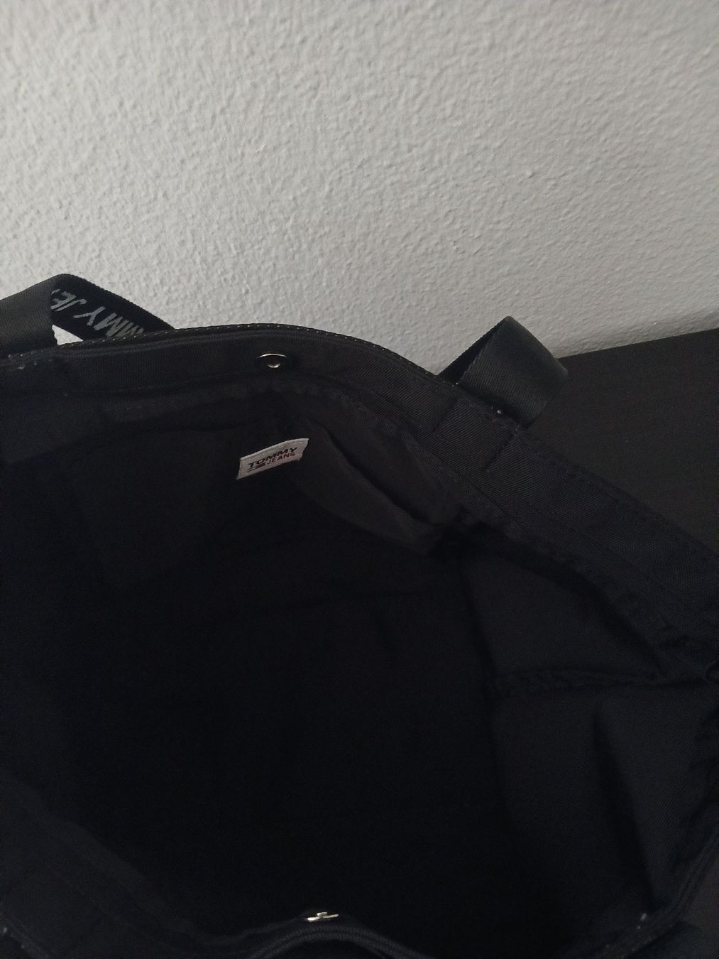 Tommy Hilfiger Borse da donna: !!! Tommy Jeans Tasche !!! – Usato da Reinach BL venduto da Ibizo69 1