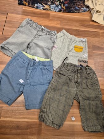 4 Jungen Shorts Gr.98 K3