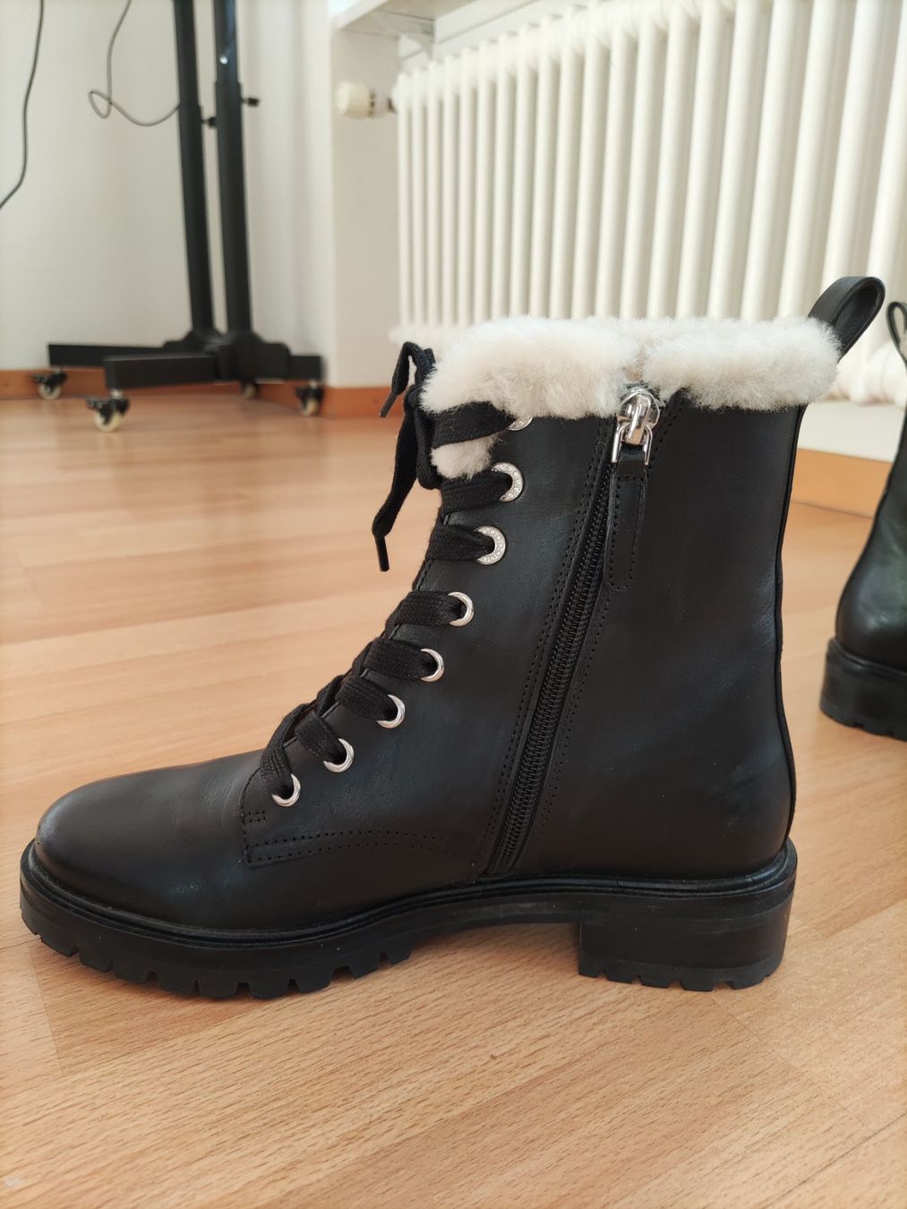 Kate Spade Scarpe da donna: Kate Spade leather boot - 5.5/36 – Usato da Glis venduto da livespringly 5