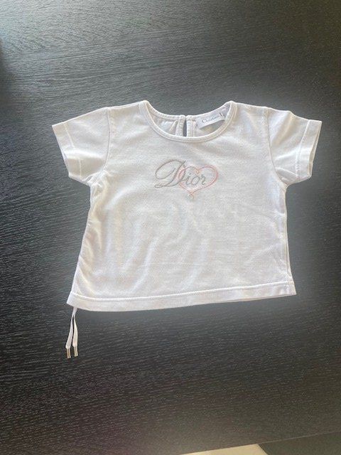 Dior Camicette, T-shirt & Top: Dior T-Shirt – Usato da Romanshorn venduto da Erich270