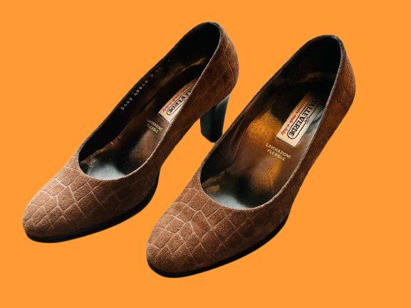 Scarpe da donna: VALLEVERDE "FLEXIBLE” Décolleté Pumps no.36 – Usato da Savosa venduto da Rekruten