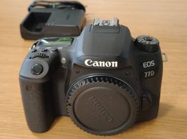 Canon EOS 77D - Top Zustand