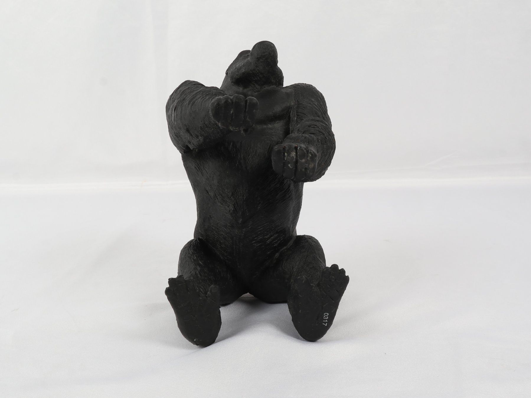 Statuette: TIERFIGUR Gorilla Silberrücken – Usato da Steinen venduto da Restwert_Steinen 3