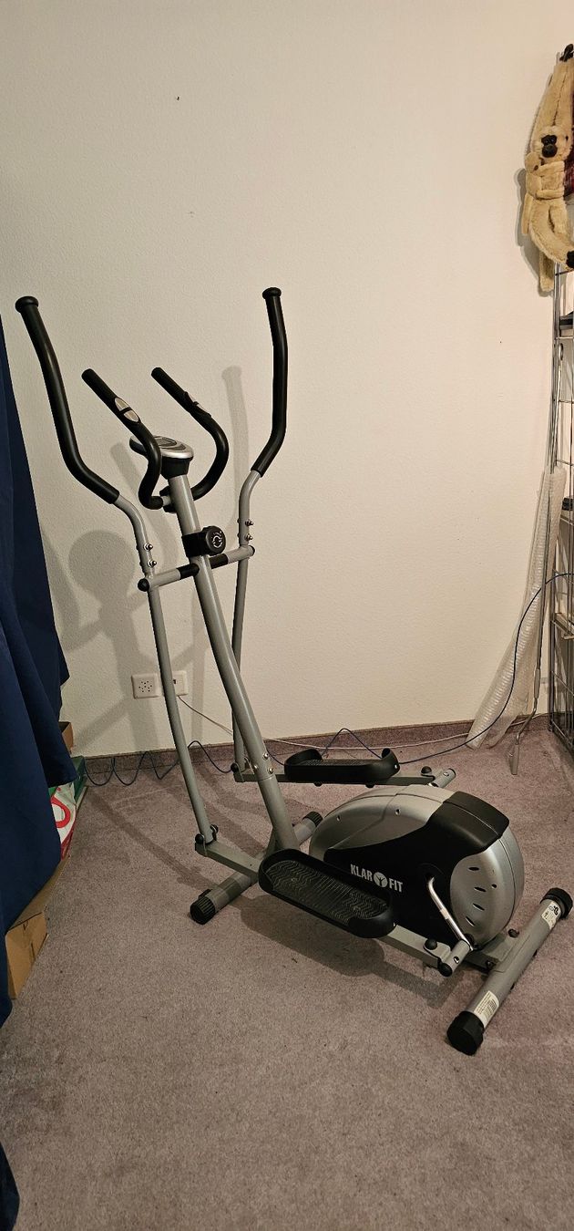 Hometrainer: Stepper/Crosstrainer Klarfit – Gebraucht aus Steinhausen von Mrmoet