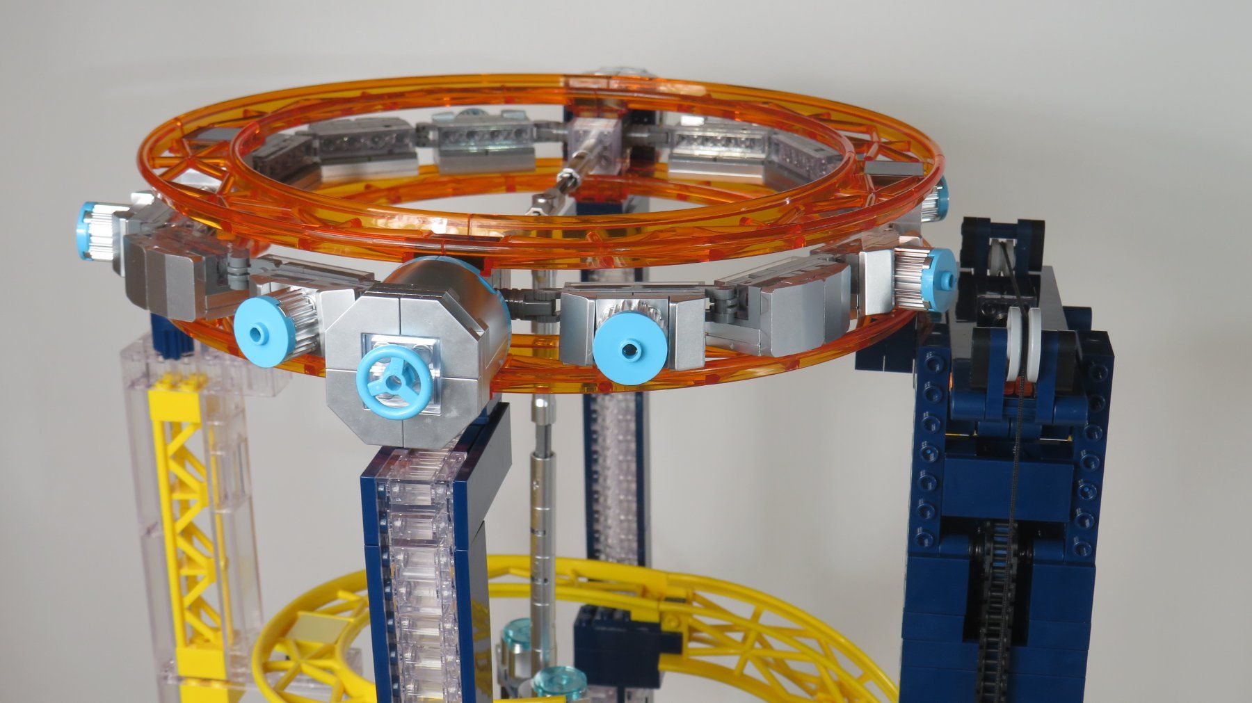 Mould King Kit di costruzioni: MOULD KING-11031-Space Elevator-Riesen-Achterbahn – Nuovo (secondo la descrizione) da Arboldswil venduto da Lubber 7