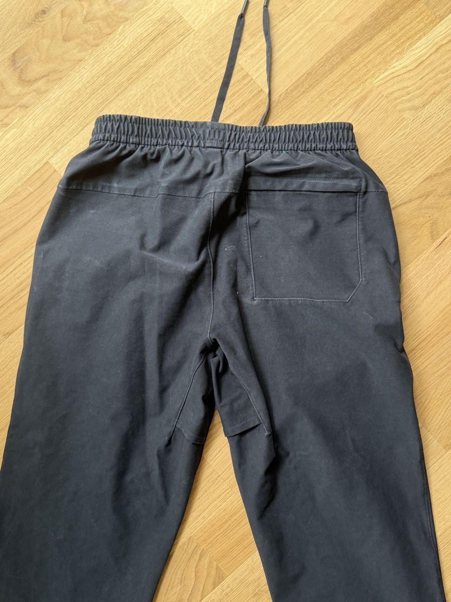Lululemon Hosen: Lululemon Hose – Gebraucht aus Zürich von LPRey 4