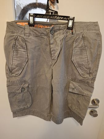 Superdry Herren Shorts Gr. L Cargo Vintage Look Top Zustand