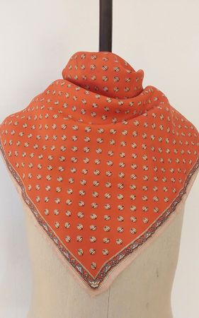 Seidenfoulard quadratisch Vintage rot