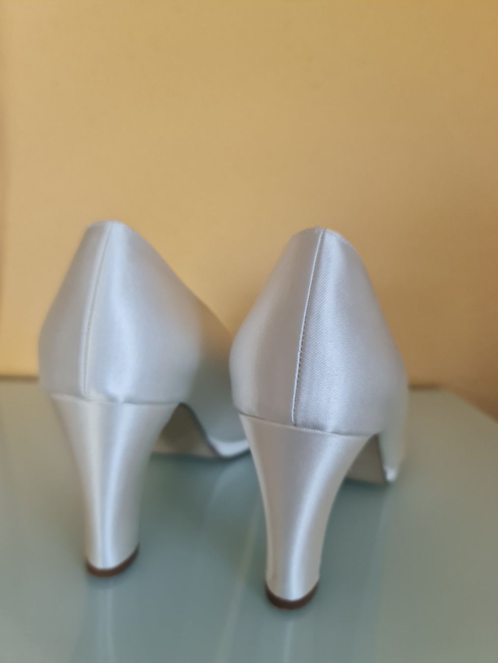 Rainbow Scarpe da donna: Brautschuhe 39.5 – Nuovo (secondo la descrizione) da Würenlos venduto da mbe_6c7v 2