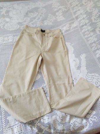 neuwertige leichte Trussardi   Jeans 46  ( 32/30) für 21.--