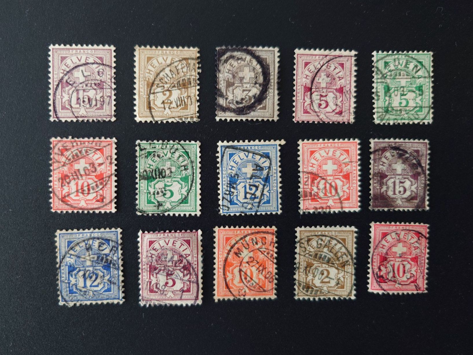 Alle Briefmarken: 15 x Ziffermuster Helvetia. Schöne Stempel. Ab 1888 – Gebraucht aus Zürich von Rst7 5
