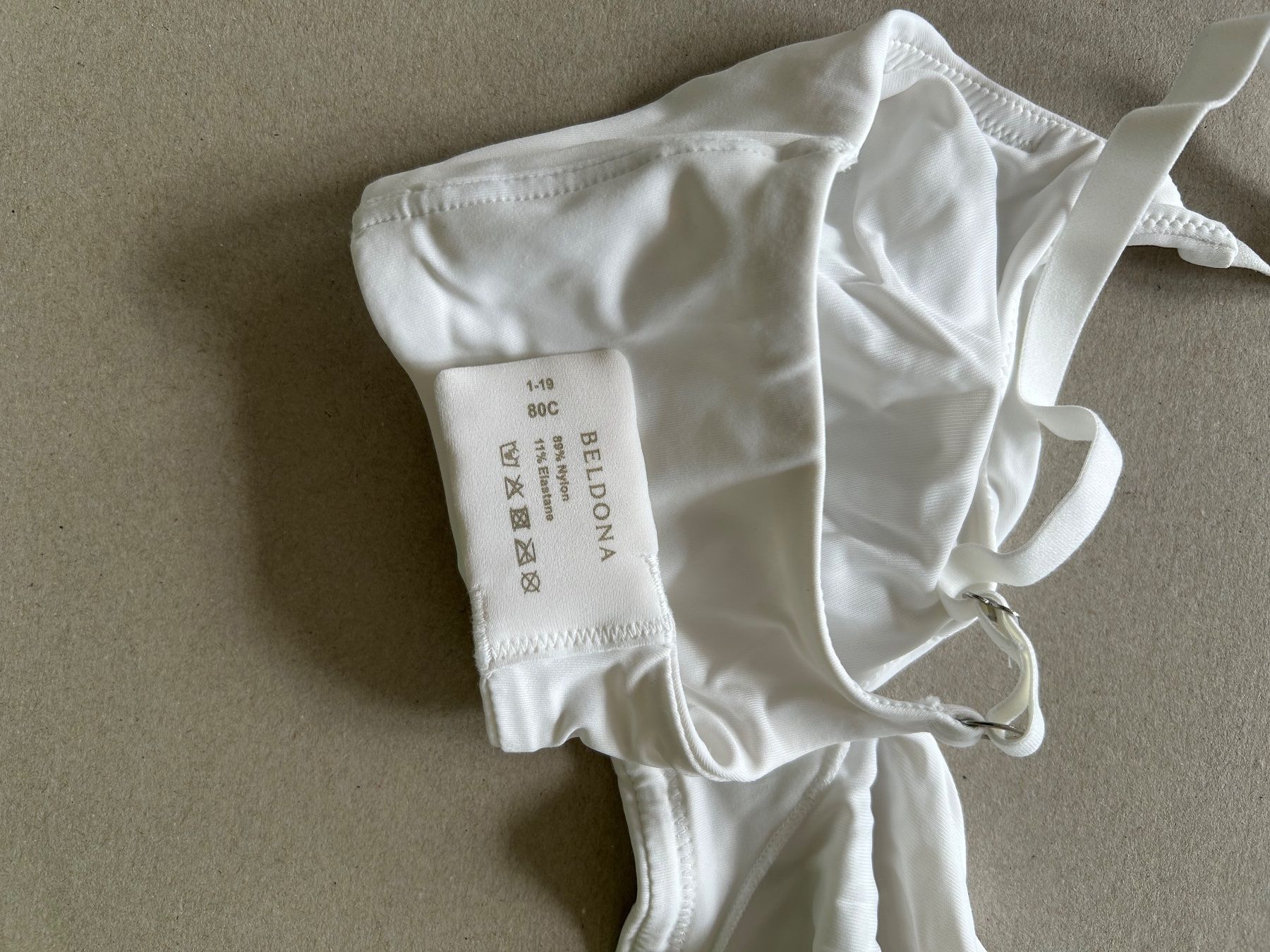 Beldona Altra biancheria intima: Büstenhalter 80C – Nuovo (secondo la descrizione) da Neu St.Johann venduto da har_f865 1
