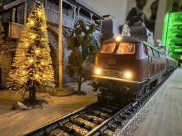 Märklin 3075 DB BR 216 Personenzug