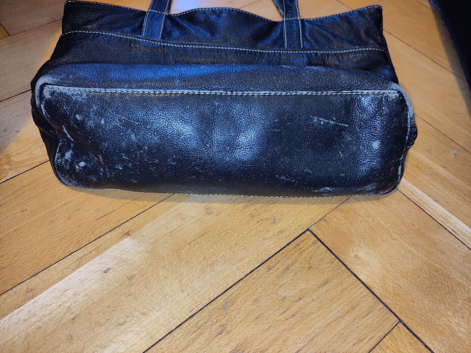 Borse: Vintage sac à main en cuir – Usato da Lausanne venduto da jea_l6qn 2