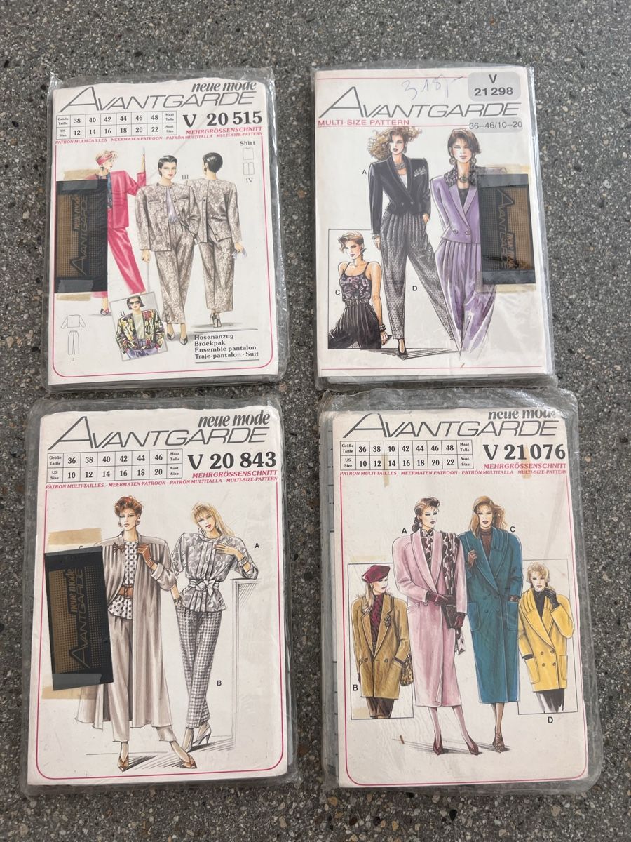 Schnittmuster: 11 vintage sewing patterns  – Neu und originalverpackt aus Lausanne von NYC67 1