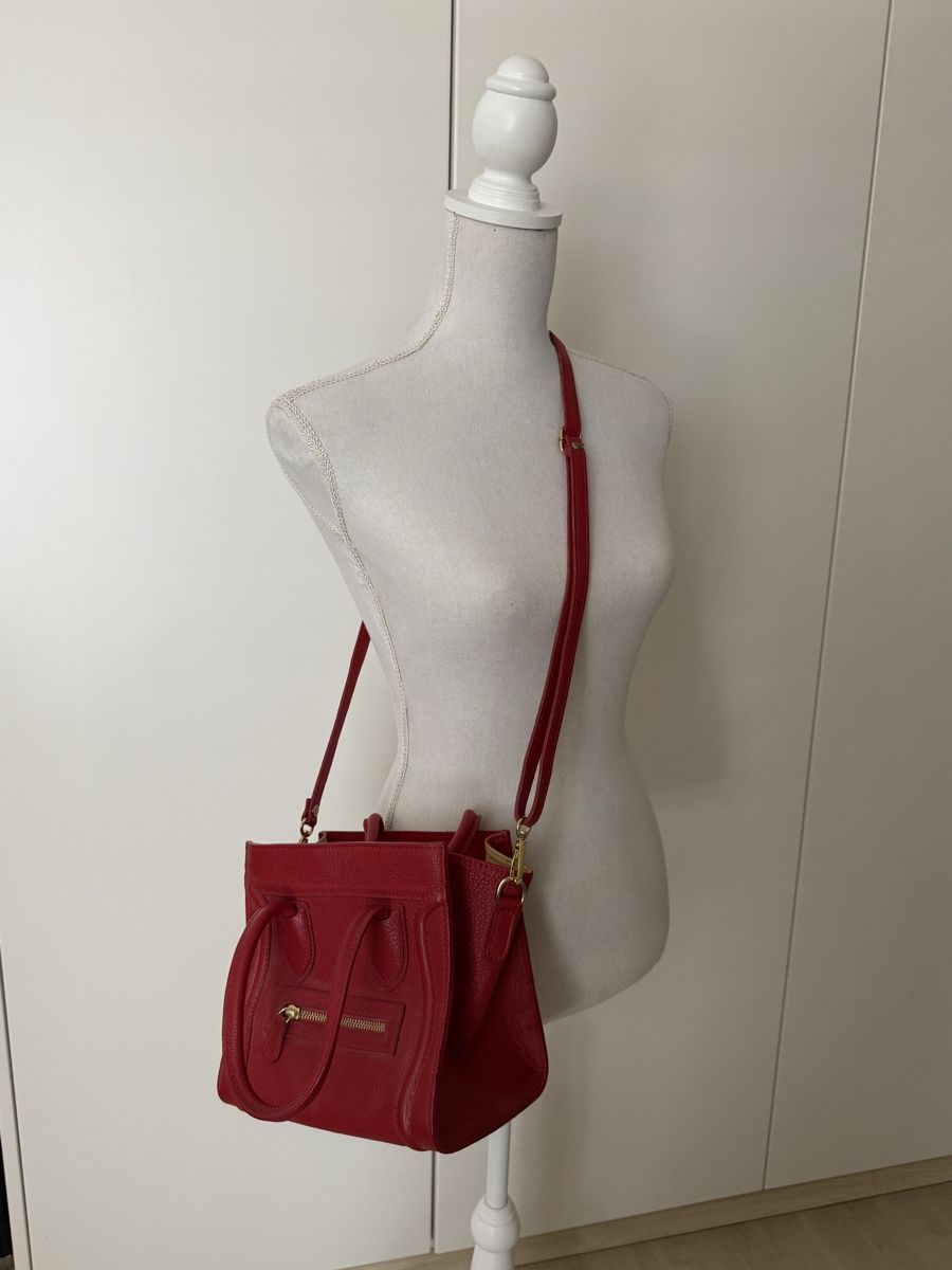 Borse da donna: Rote vintage Ledertasche mit Schulterriemen – Usato da Neerach venduto da lar_tkp2