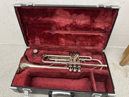 Trompete Yamaha YTR 4320E versilbert mit Koffer 