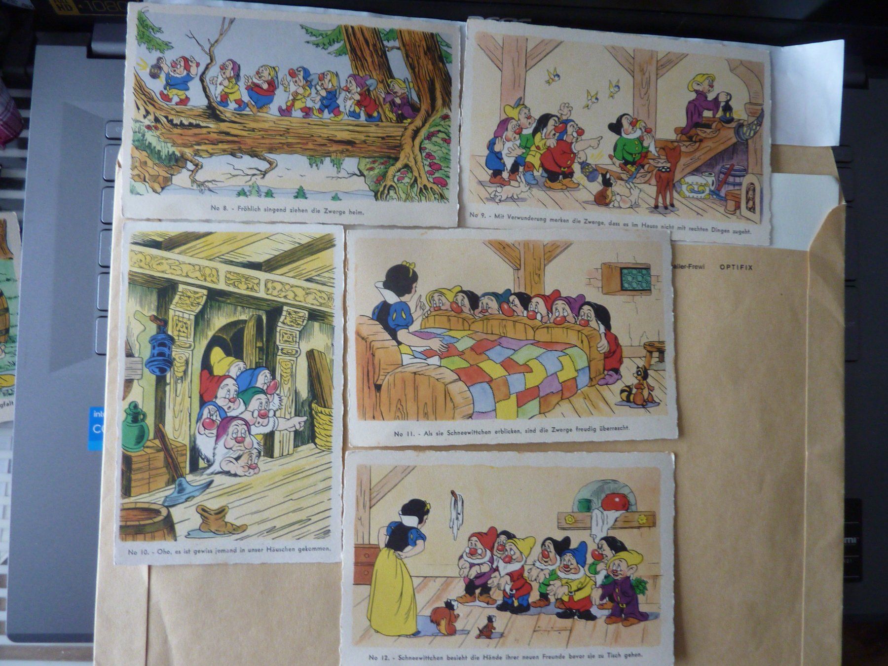 Cartoline postali: MÄRCHEN SCHNEEWITTCHEN EDITION SUPERLUX PARIS WALT DISNEY – Usato da Zürich venduto da Rrehsuah 2