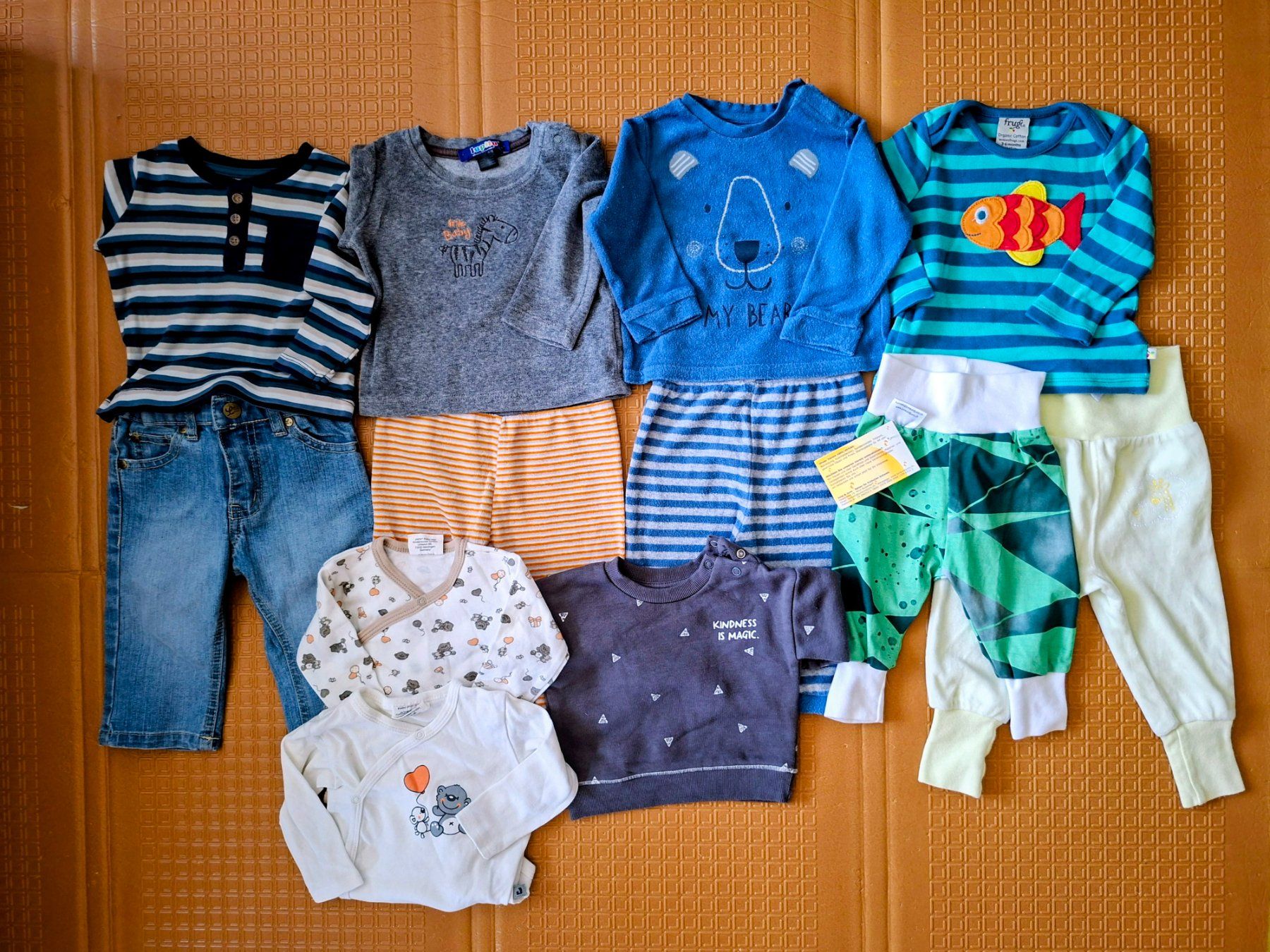 Lotti & Set di vestiti: Tolles Kleiderpaket Junge Gr. 62 – Usato da Allschwil venduto da lau_lvl5