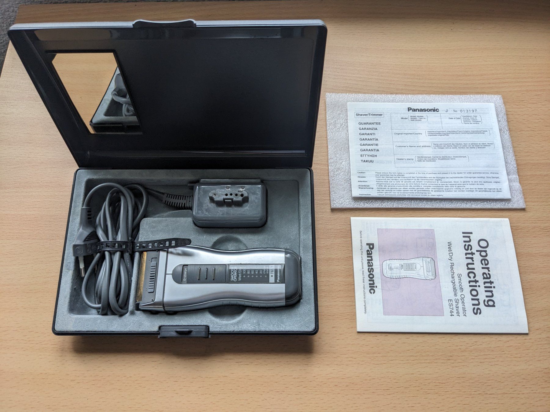 Panasonic Rasoi & Lamette da barba: Panasonic ES744 – Difettoso da Stetten AG venduto da Trexx75