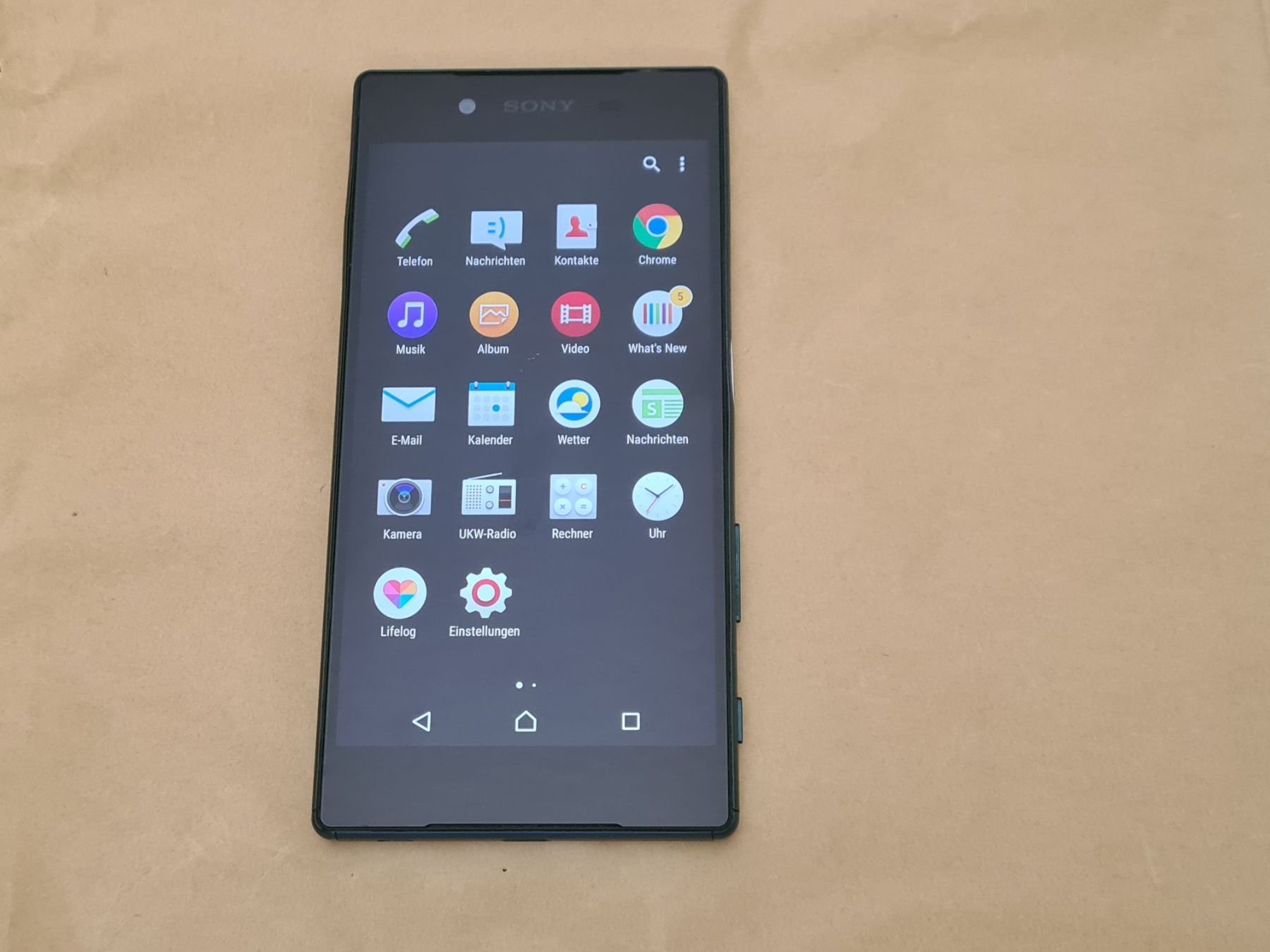 Sony Telefoni cellulari / Smartphones: Android Smartphone: Sony Xperia Z5 Dual Modell E6683 – Usato da Winterthur venduto da Opusco 2