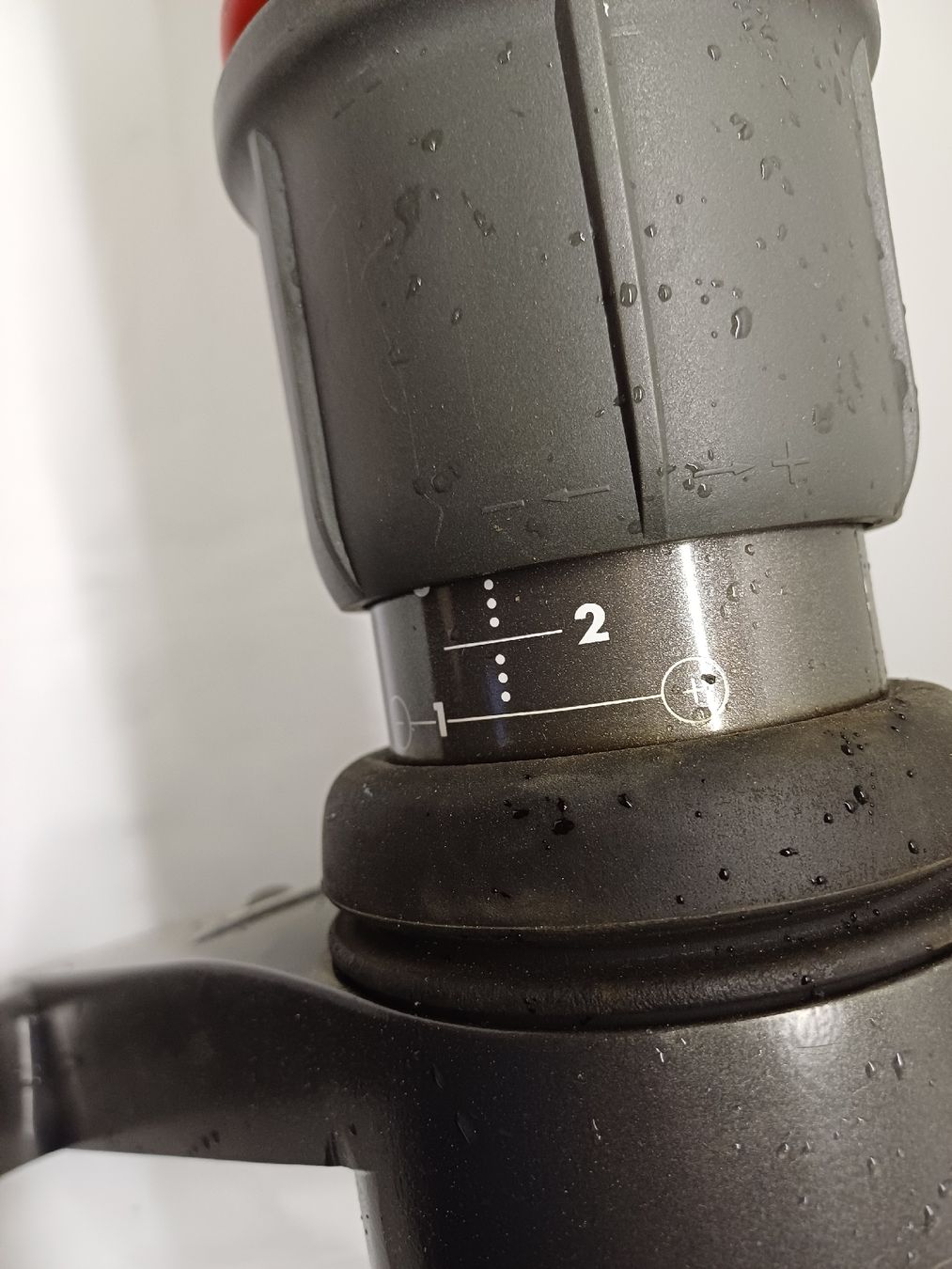 Hocker: Swopper Hocker – Defekt aus Wangenried von  7