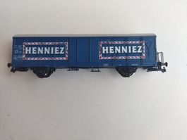 Gedeckter Güterwagen Gbs "Henniez" der SBB von Roco H0, GS