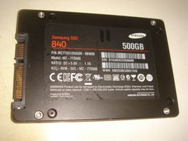 1 stück 500gb ssd. Samsung 840. Getestet. Siehe Details