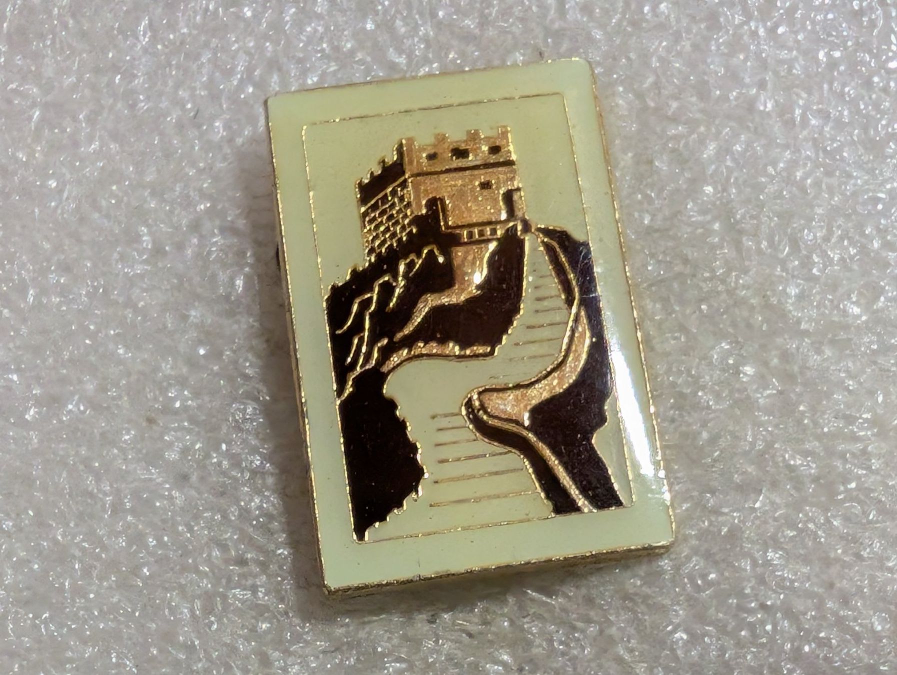 Placchette & Badge: Ansteckpin 243: – Usato da Oppligen venduto da Pin-Fall-Shop