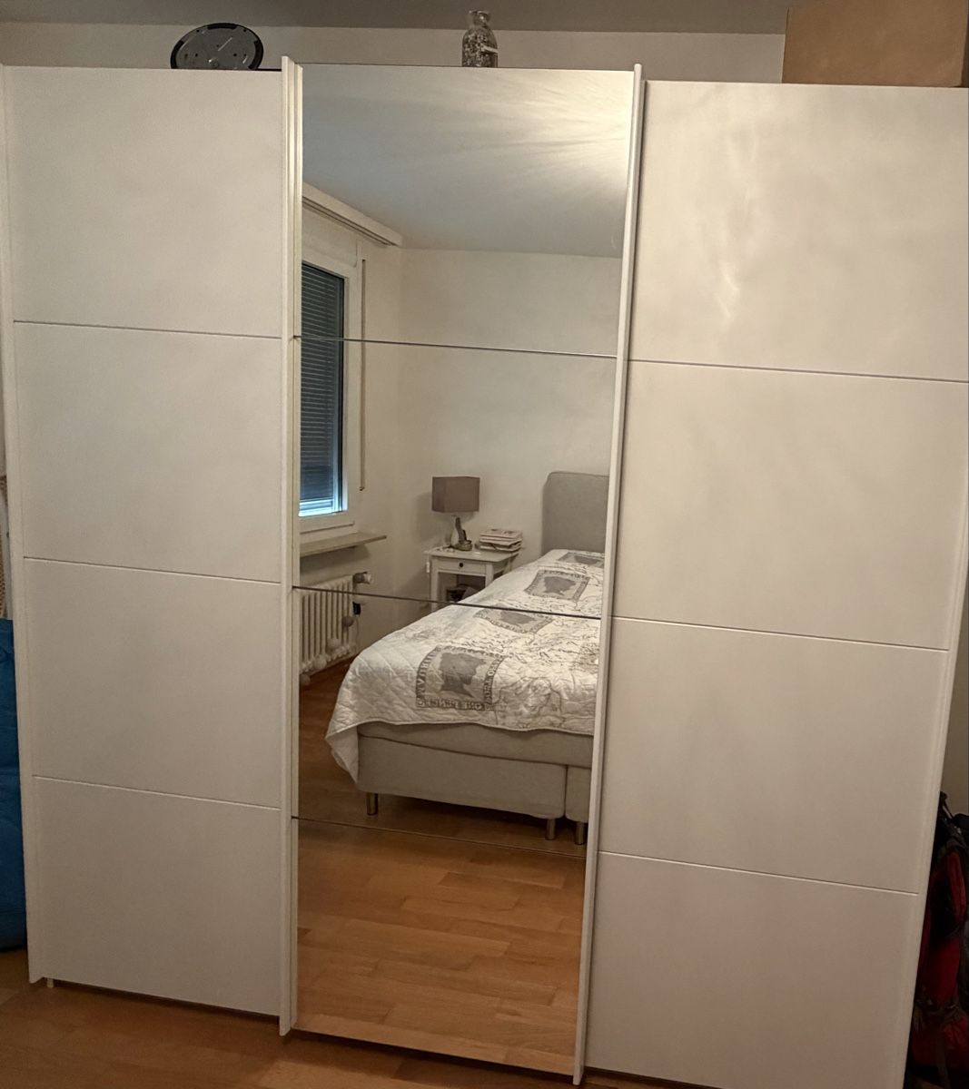 Armoires: Kleiderschrank – D'occasion à Dübendorf par mas_lsc9