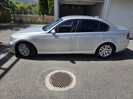 BMW 318D 