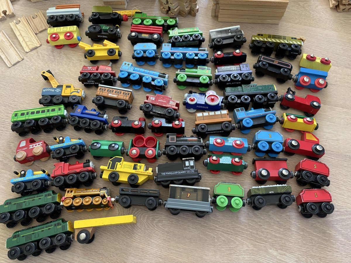 Brio Spielzeuge: Holz Eisenbahn set  – Gebraucht aus Hergiswil NW von mar_js5v 1