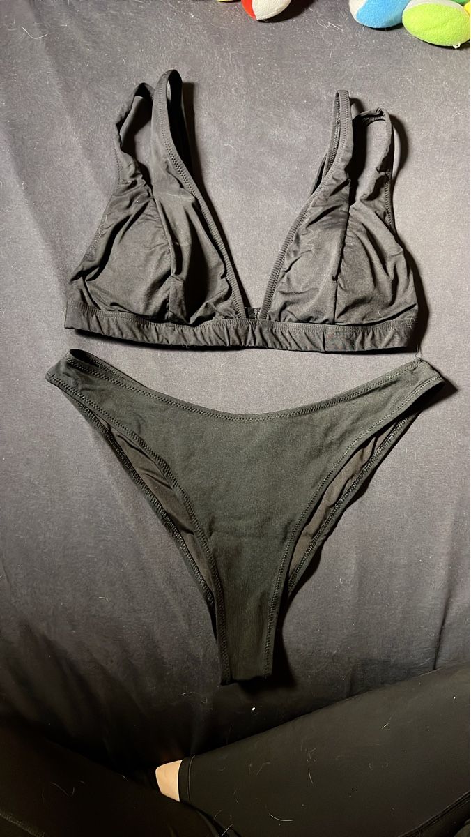 Costumi da bagno & Bikini: Schwarzer Bikini, Sommer-Schnäppchen – Usato da Reinach AG venduto da leo_8j25