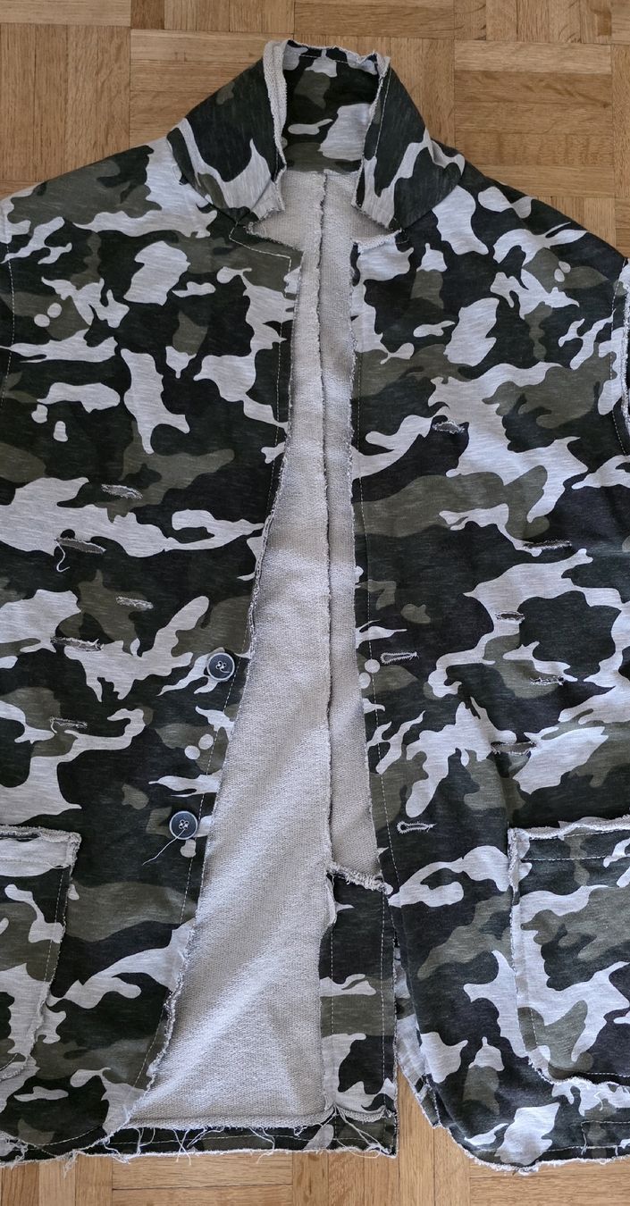 Vestes: veste motif militaire coton – D'occasion à Yverdon-les-Bains par van_dq65 3