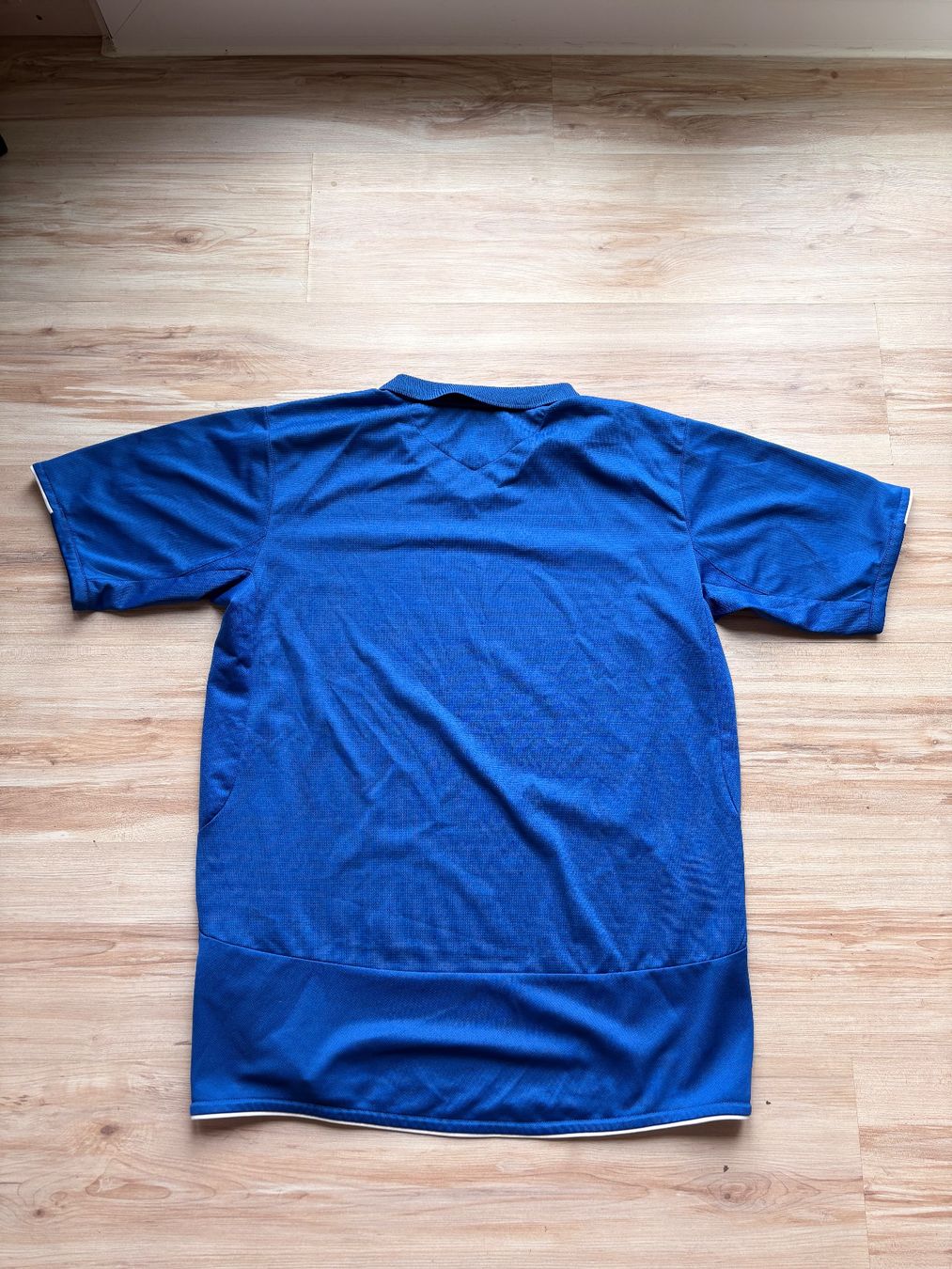 Umbro Canottiere & Pantaloni: Vintage Umbro Trikot – Usato da Wigoltingen venduto da _vntg_ 3