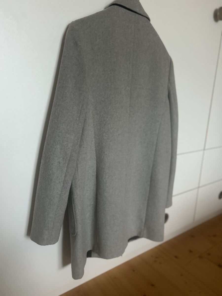 Cappotti: Damen Mantel grau Grösse 40 – Usato da Frenkendorf venduto da ana_h7dx 3