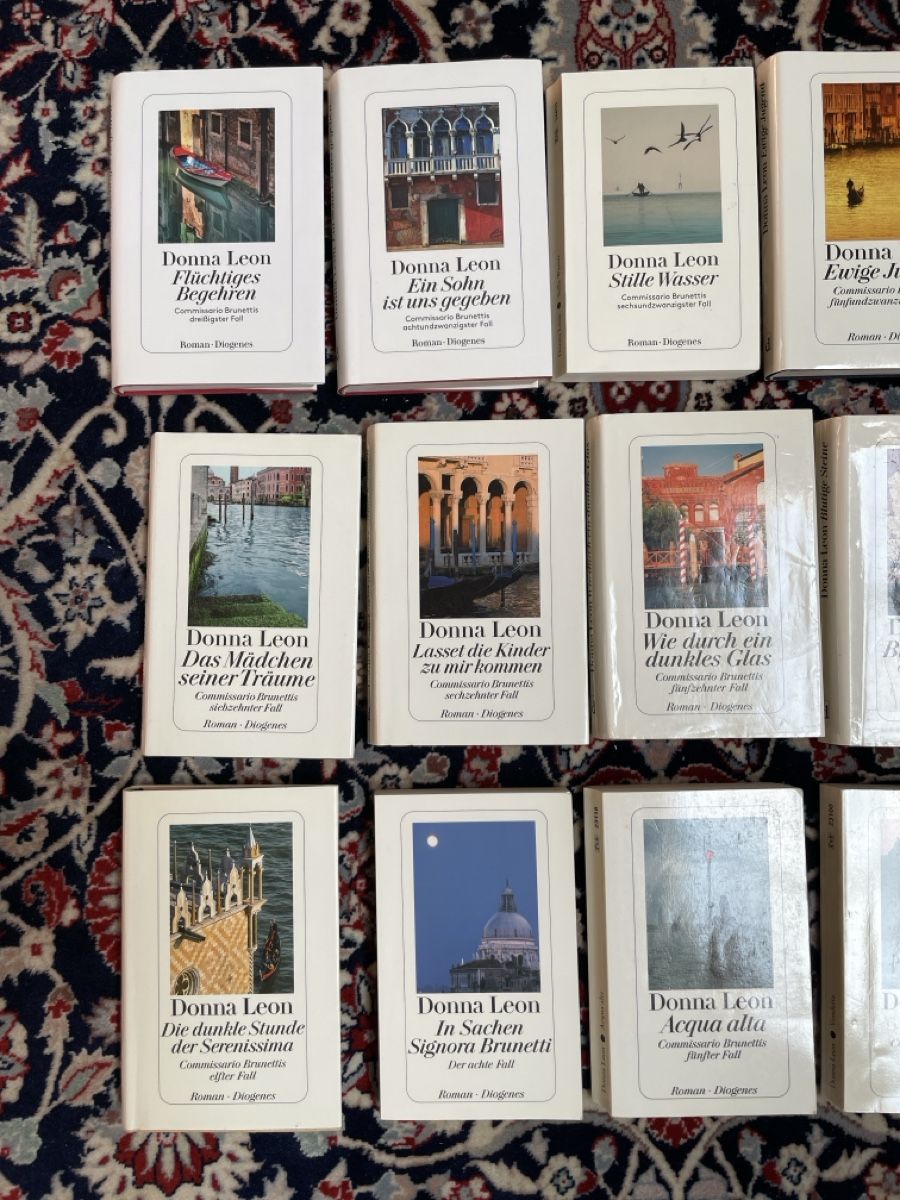 Livres: Donna Leon - 18 Bücher – D'occasion à Tüscherz-Alfermée par schneider_rl4 1