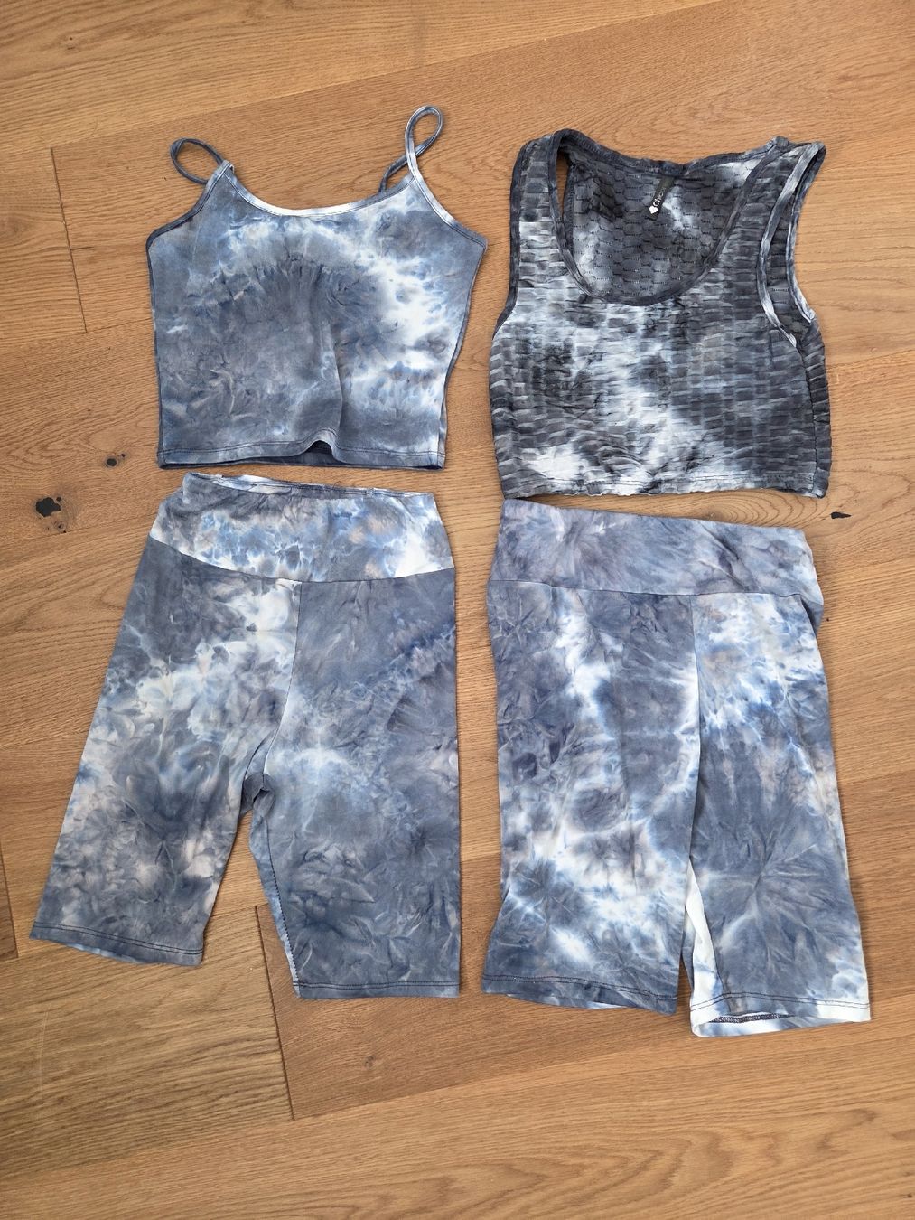Lotti & Set di vestiti: Kleiderpaket 164/170,XS/S – Usato da Kölliken venduto da aninavera 2