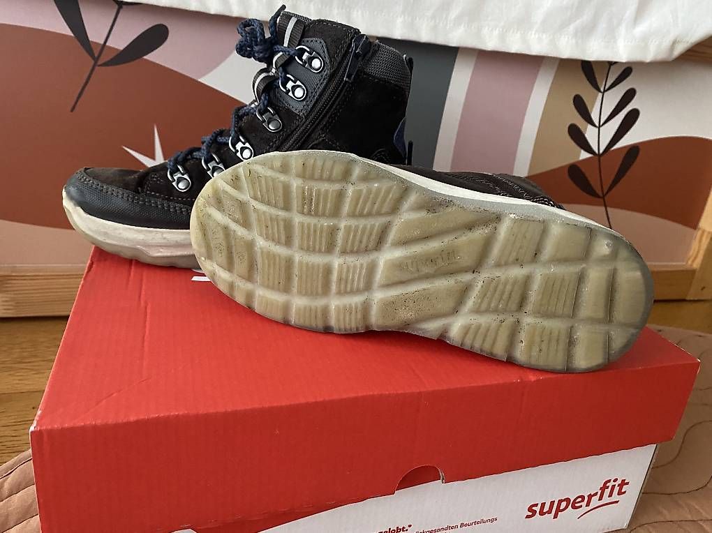 Scarpe per ragazzi: Winterschuhe echtes Leder, Gr 31 – Usato da Jona venduto da ire_y2yh 2