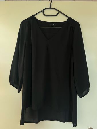 Schwarze elegante Bluse mit V-Ausschnitt Grösse S/M top Zust