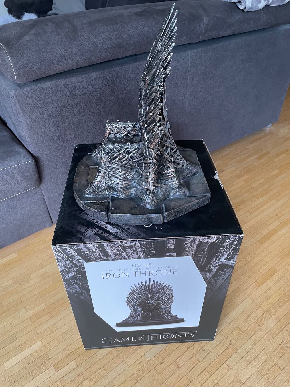 Statuette: IRON THRONE - GAME OF THRONES - MASTER CRAFT STATUE – Usato da Egg b. Zürich venduto da underworld 6