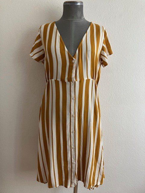 Vestiti: Robe Object T 40 – Usato da Marin-Epagnier venduto da rchouchouu