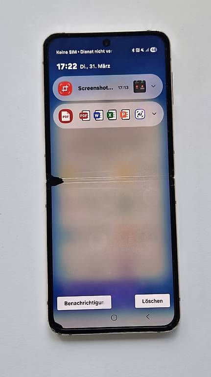 Portables: Samsung Z Flip 4  – D'occasion à Zürich par voj_b2yn 2