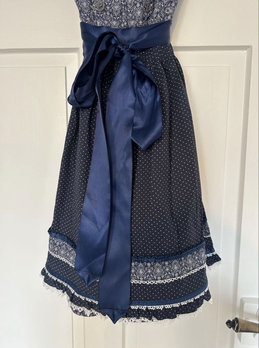 Vestiti: Dirndl blau Gr. 32 – Nuovo (secondo la descrizione) da Freienstein venduto da moloxy 2