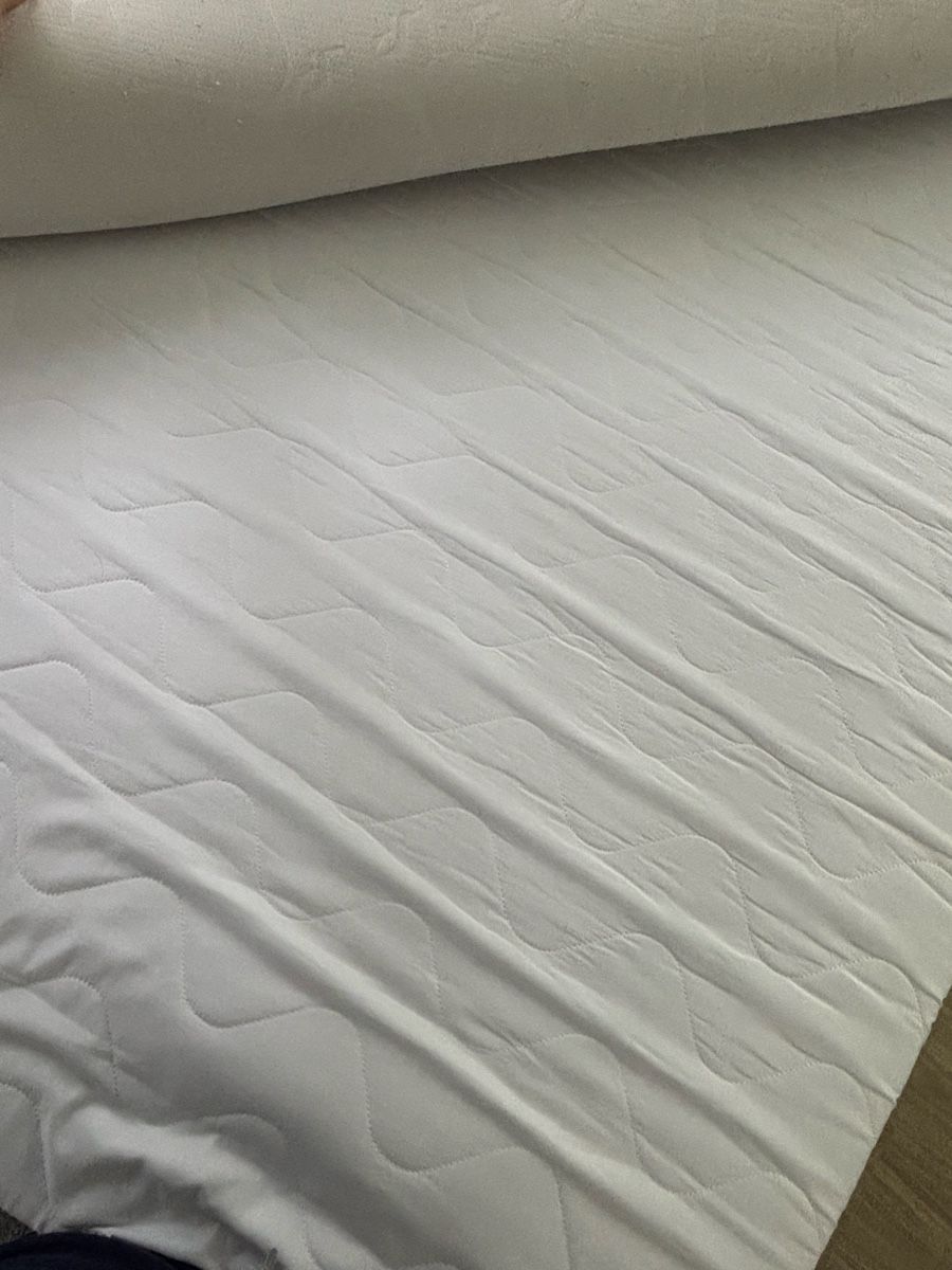 Letti: Boxspringbett 160x200cm – Usato da Spiez venduto da deborahsarahhh 1