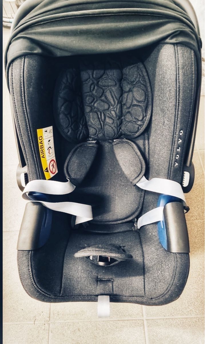 Britax Römer Seggiolini per auto: Kindersitz mit Isofix-Basis – Usato da Dietikon venduto da Corpus 3