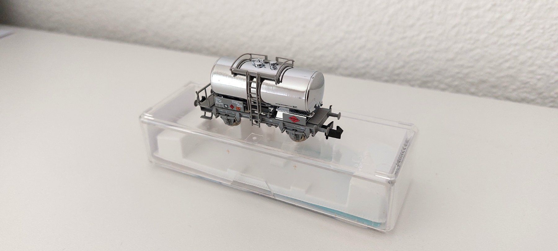 Fleischmann Modellini di ferrovie: FLEISCHMANN 841013 2-achsiger Kesselwagen "MITRAG" SBB – Nuovo e nell'imballaggio originale da Biberist venduto da Ntrains