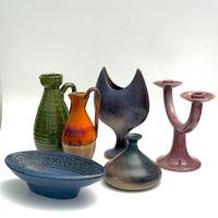 Studio Keramik Konvolut: Vasen, Schalen & Kerzenständer