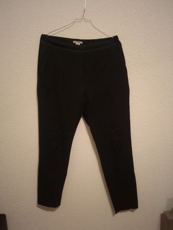 Schicke H&M Hose, Grösse 36, Schwarz